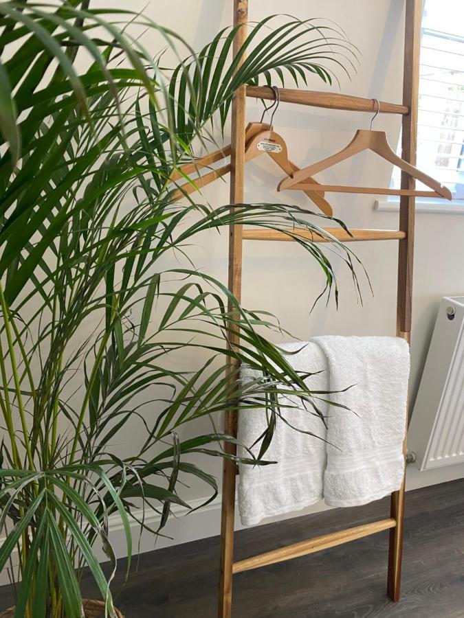 The Pelican Room-Converted Cart Lodge Near Airport Horsham St Faith Экстерьер фото